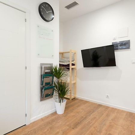 Apartamento Alameda De Colon Apartment Малага Екстериор снимка
