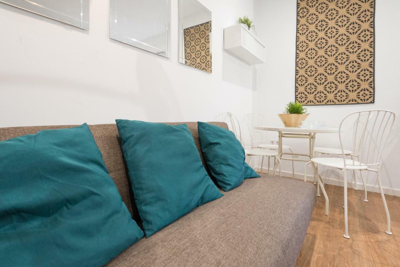 Apartamento Alameda De Colon Apartment Малага Екстериор снимка