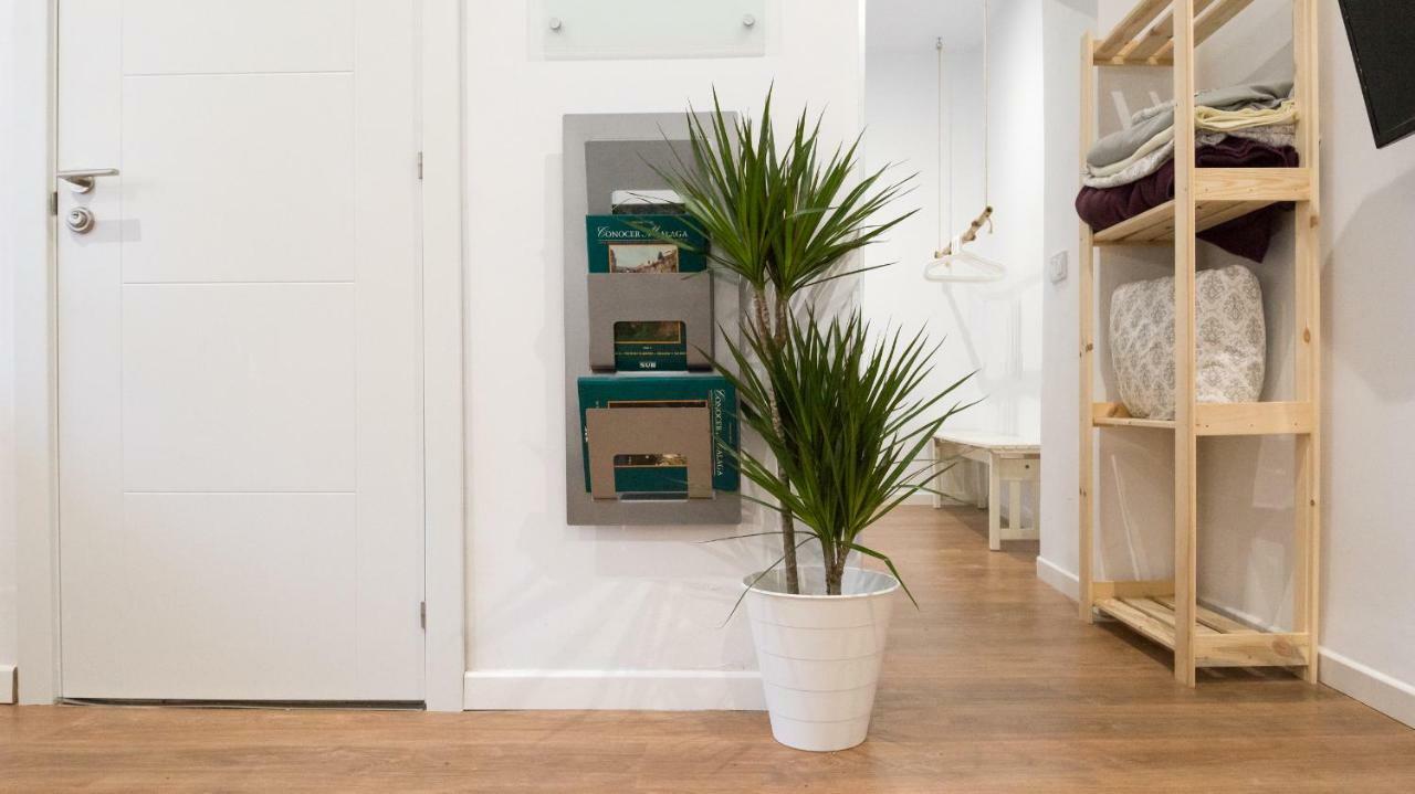 Apartamento Alameda De Colon Apartment Малага Екстериор снимка