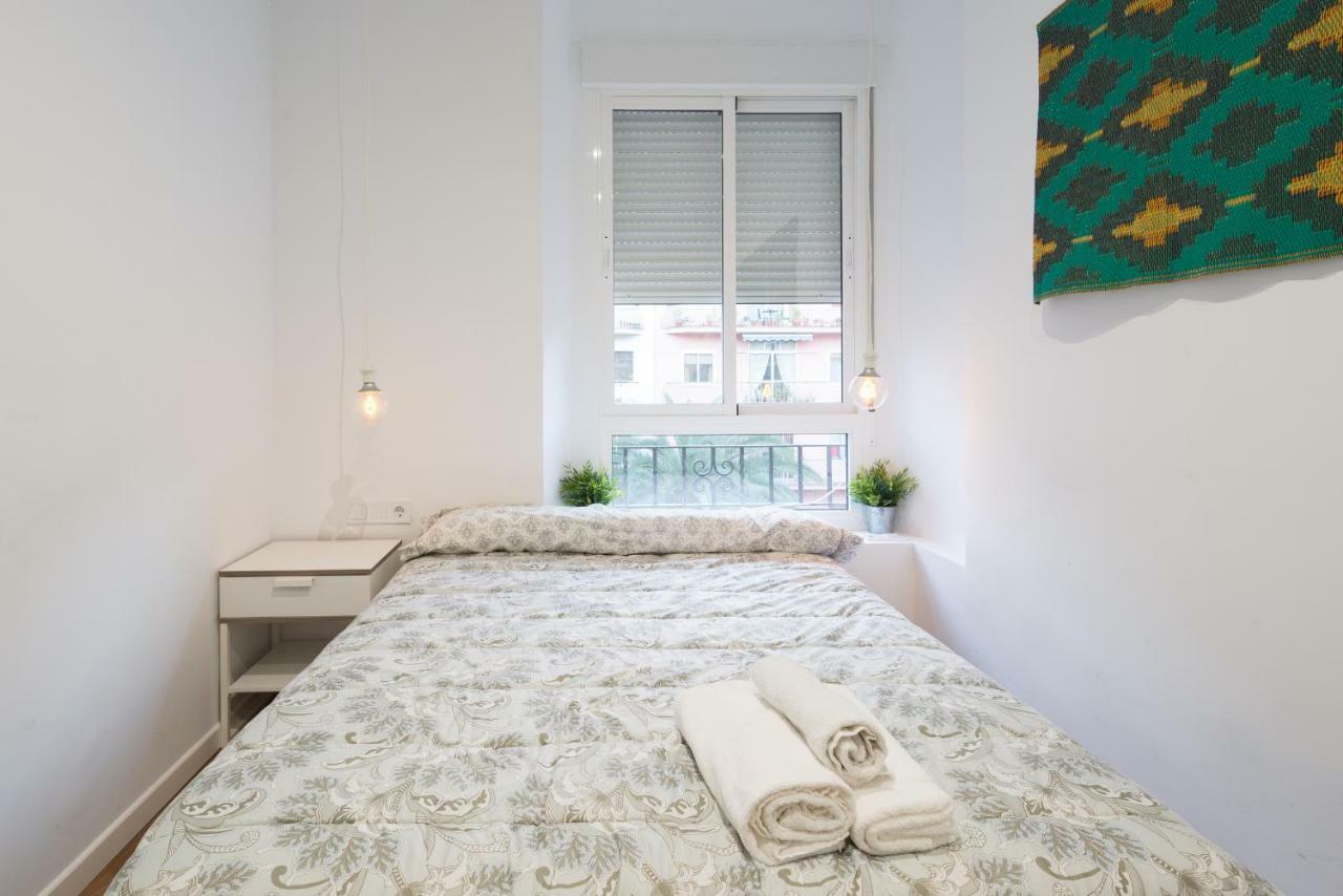 Apartamento Alameda De Colon Apartment Малага Екстериор снимка