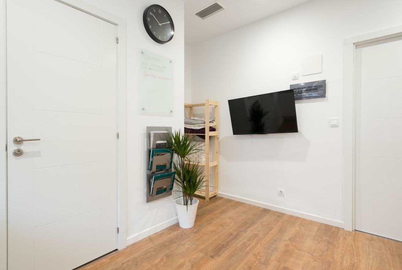 Apartamento Alameda De Colon Apartment Малага Екстериор снимка