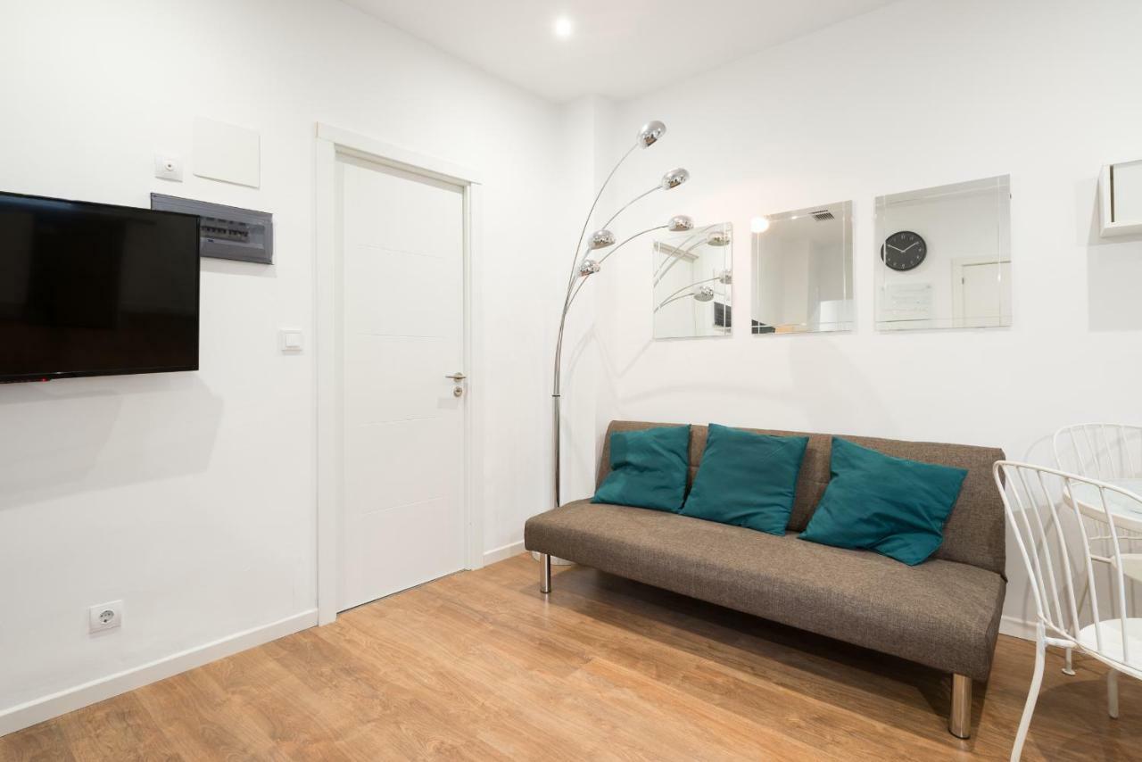 Apartamento Alameda De Colon Apartment Малага Екстериор снимка