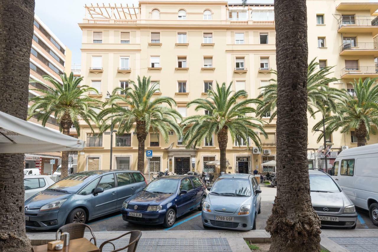 Apartamento Alameda De Colon Apartment Малага Екстериор снимка